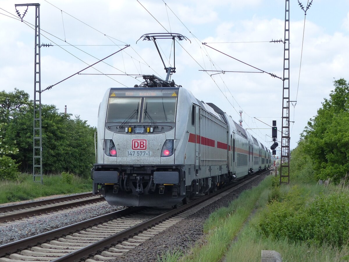 147 577 mit IC 2322 Frankfurt (M) - Norddeich=Mole bei Salzbergen, 14.05.2022