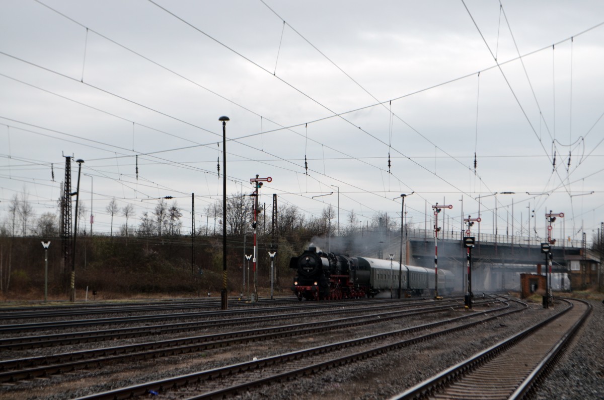 15. Eisenbahntage Dampfsonderfahrt zum „Wilden Robert“ mit 52 8154-8 von Leipzig nach Oschatz in Leipzig Schönefeld 29.03.2015