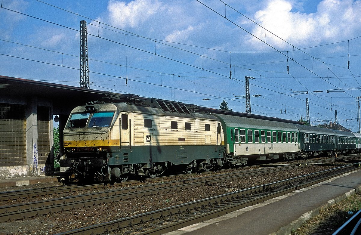 150 016  Uvaly  22.05.98