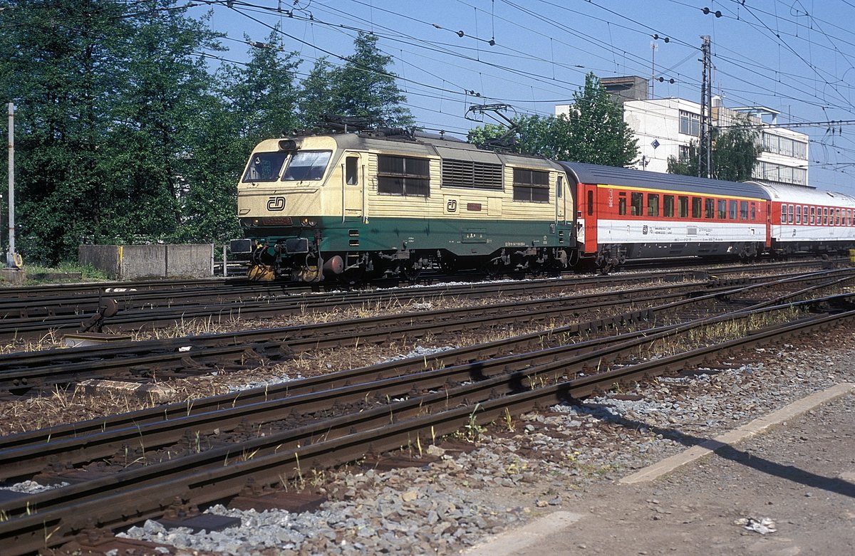 150 222  Olomouc  19.05.11