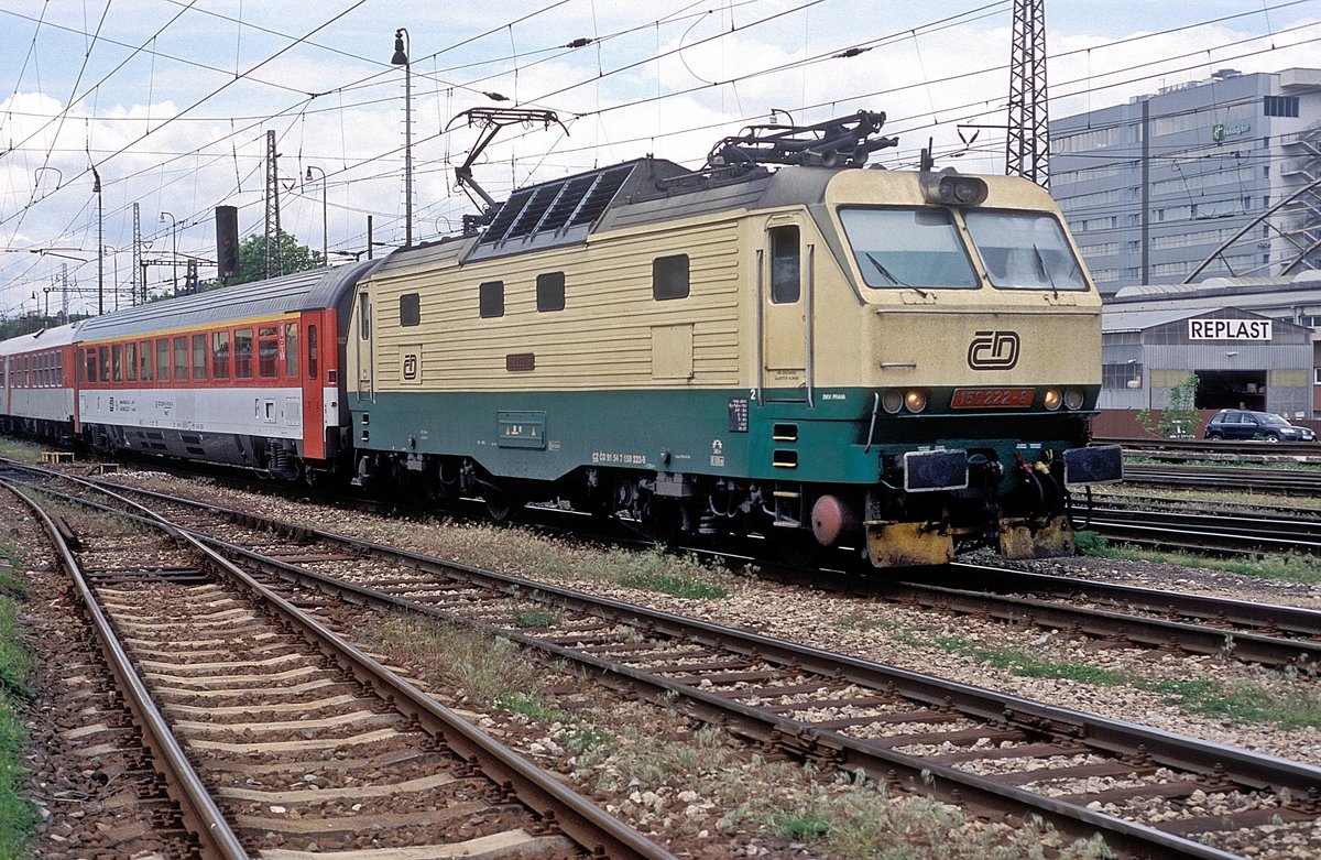 150 222  Zilina  16.05.11