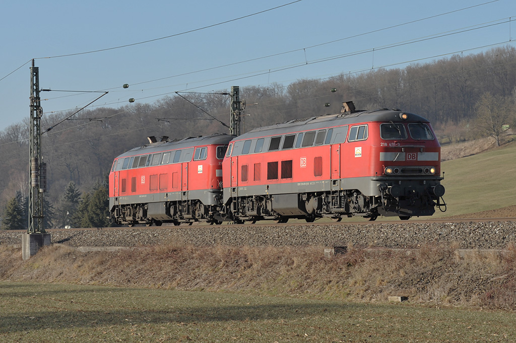 15.02.2017 Streckenabschnitt Uhingen 218 491-9 & 218 476-0, solo im Doppelpack