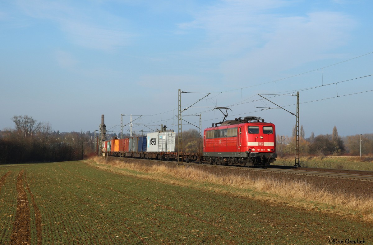 151 001 am 13.02.15. bei Elze.