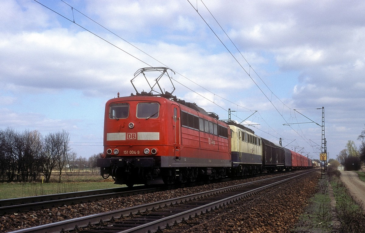 151 004 + 150 092  Baden - Baden  21.03.98