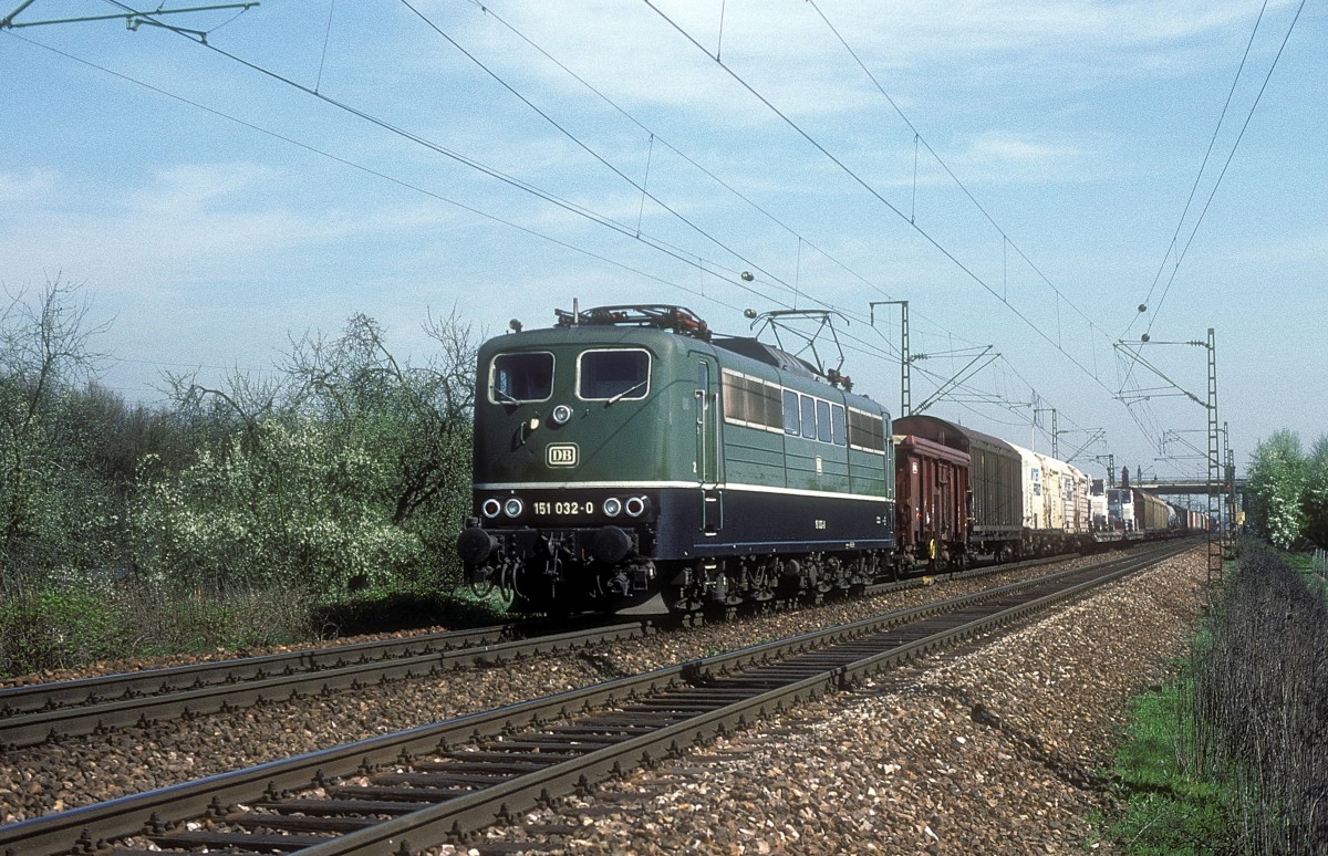 151 032  bei Appenweier  19.04.88
