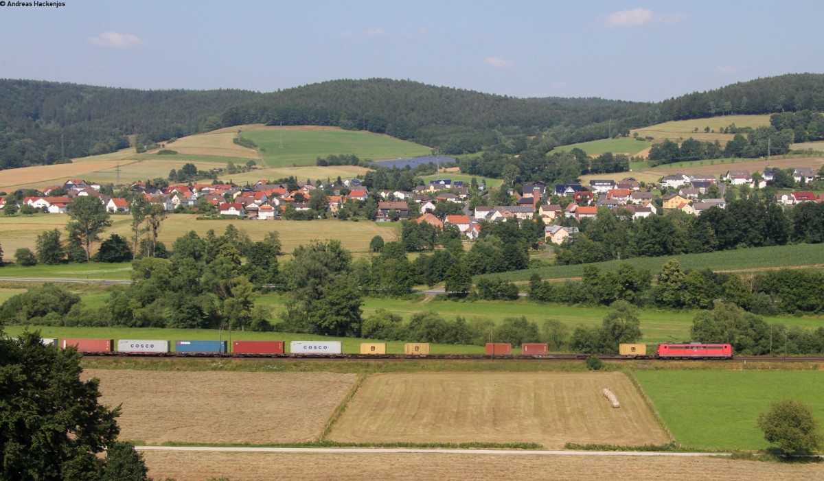 151 049-4 mit einem Containerzug bei Hermannspiegel 9.7.13