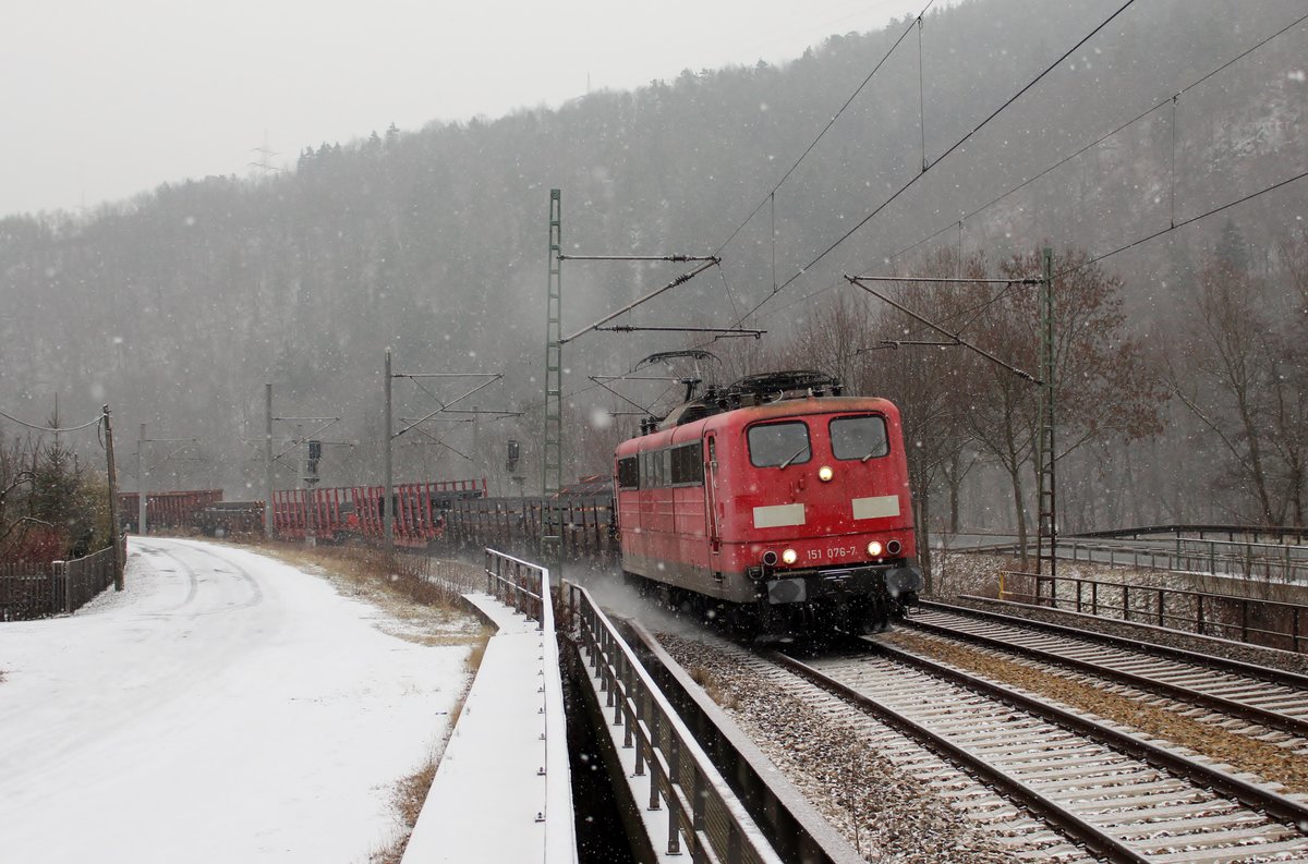 151 076 zu sehen am 24.01.19 bei Hockeroda.