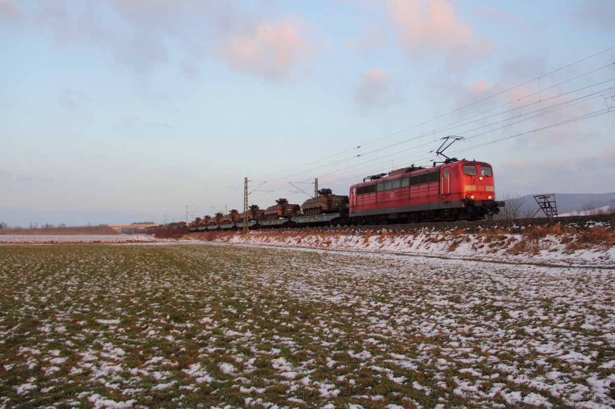 151 079-5 DB Schenker Rail bei Reundorf am 06.02.2015.