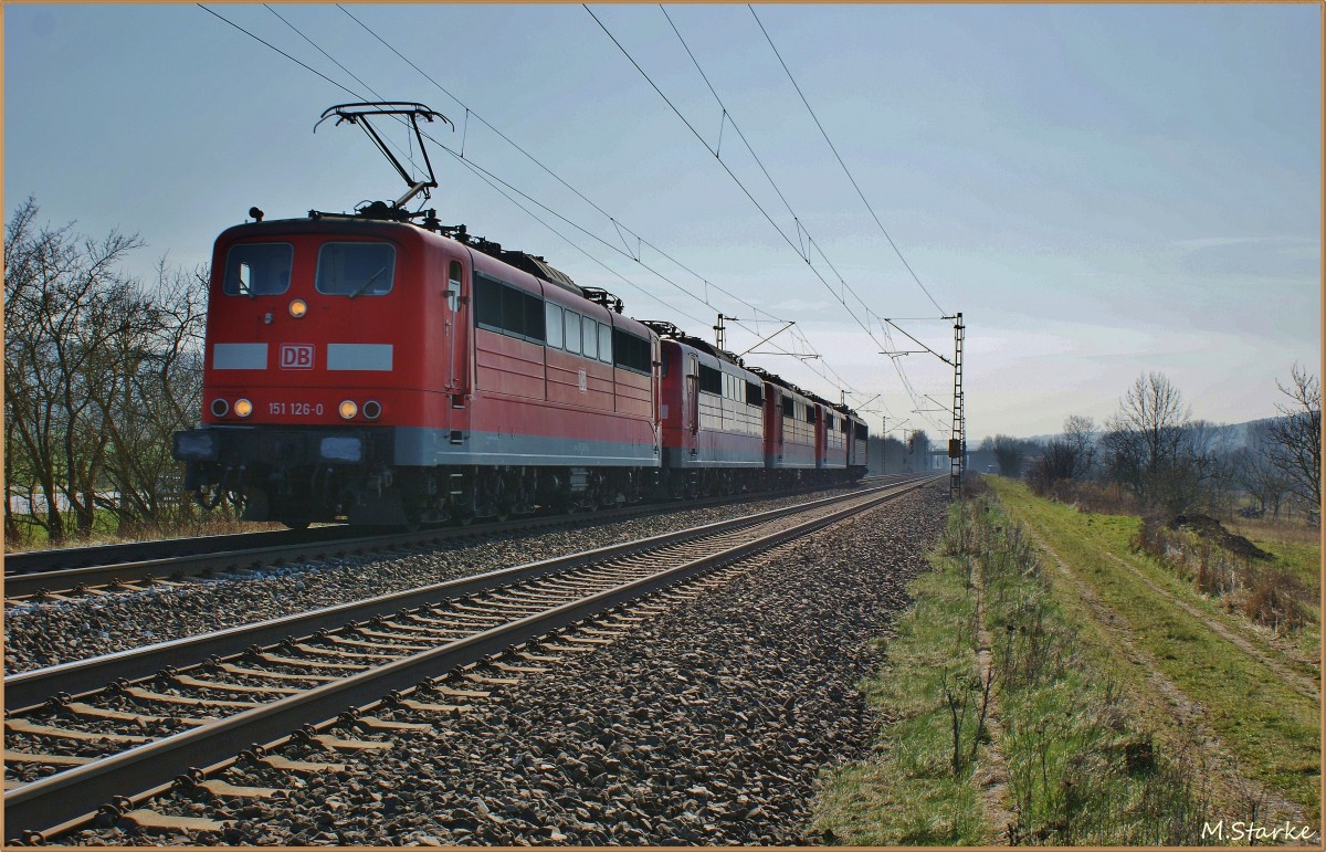 151 126-0 u.151 006-4;151 xxx;155 109-2 als Lokzug bei Thüngersheim am 11.03.14.