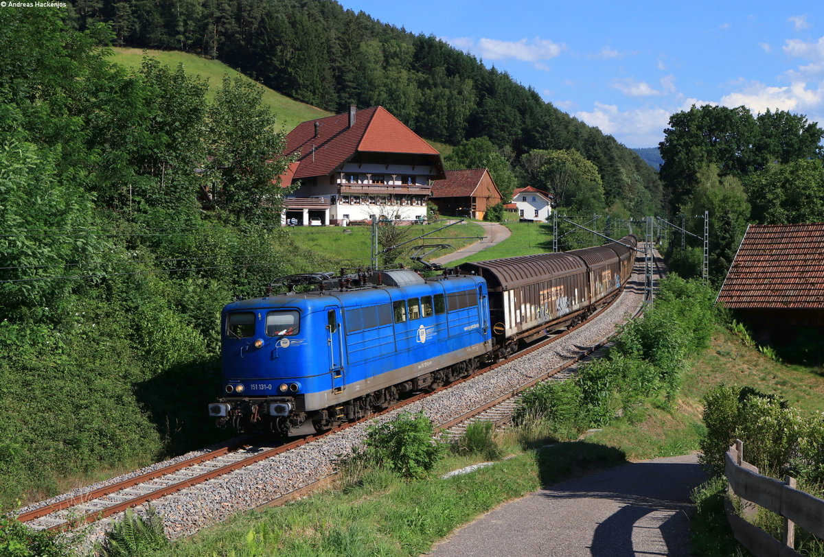 151 131-0 mit dem DGS 56061 (Singen(Htw)-Werkbahnhof Deuna) bei Gutach 25.6.20