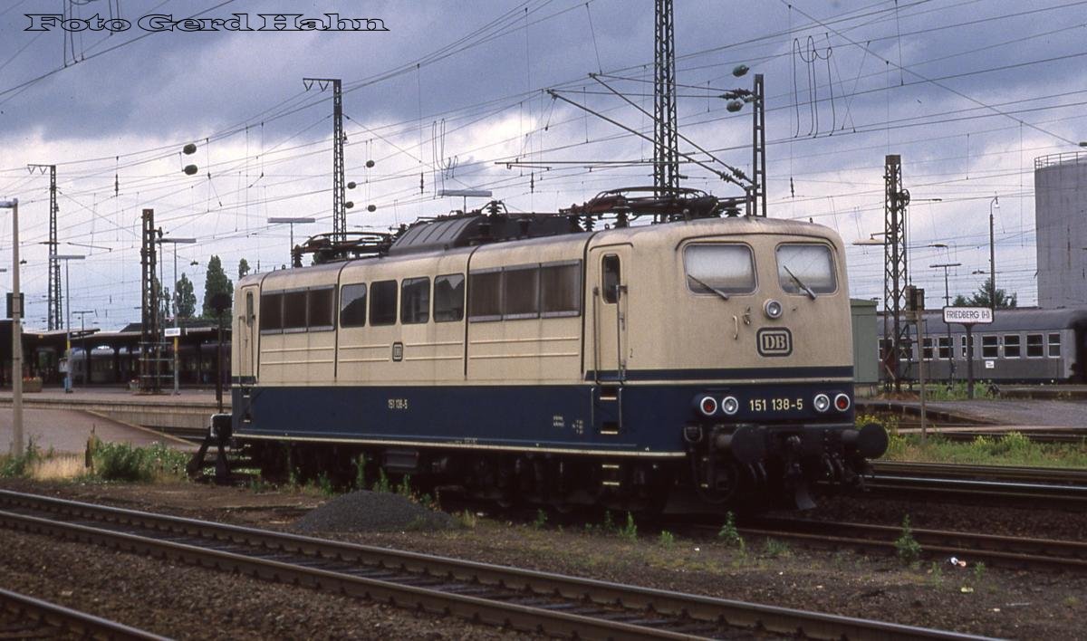 151138 am 3.7.1988 im hessischen Friedberg