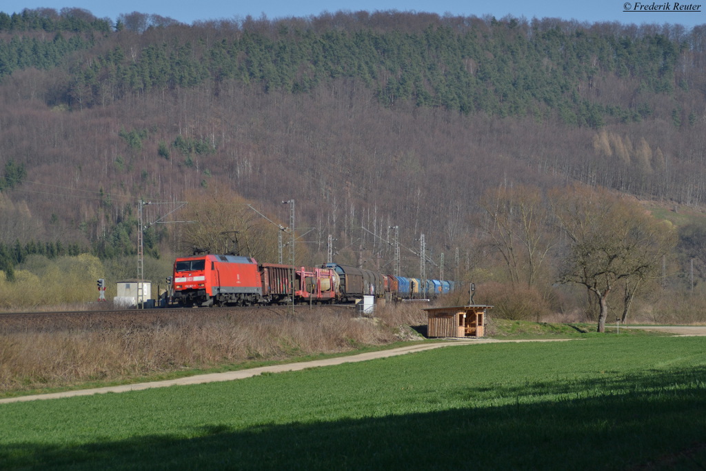 152 007 mit EZ 51638 Nürnberg Rbf - Seelze Ost am 13.03.2014 bei Freden. 