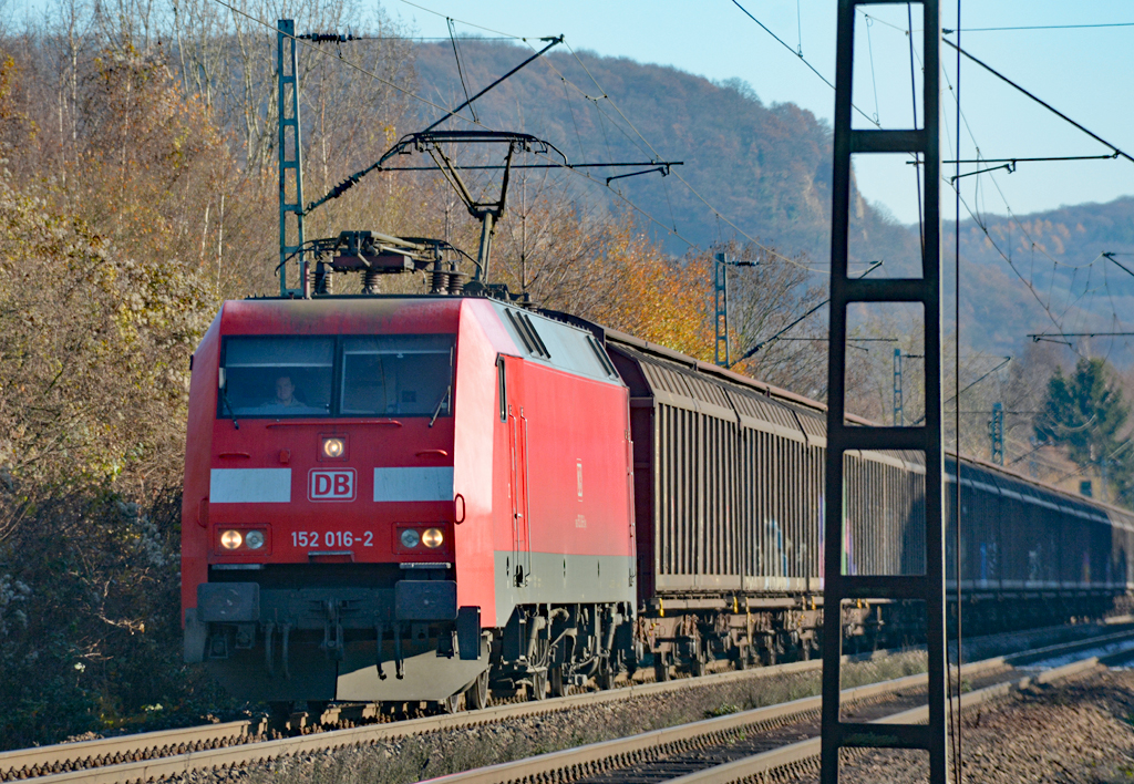 152 016-2 Güterzug durch Bn-Beuel - 29.11.2016