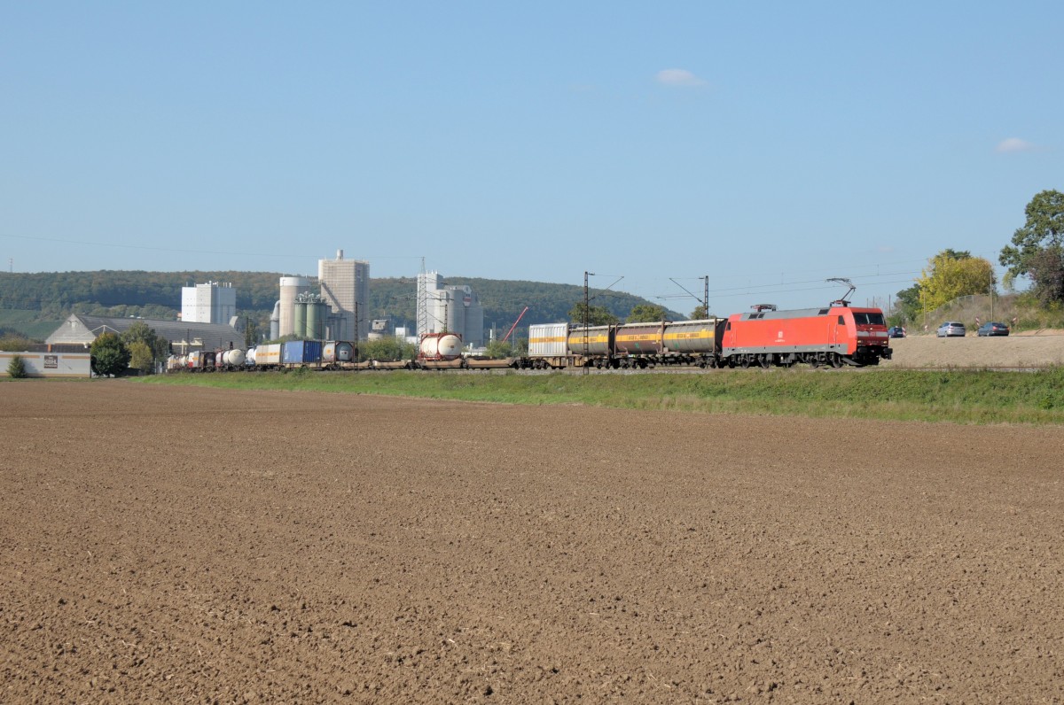 152 017 am 01.10.13 bei Karlstadt/Main