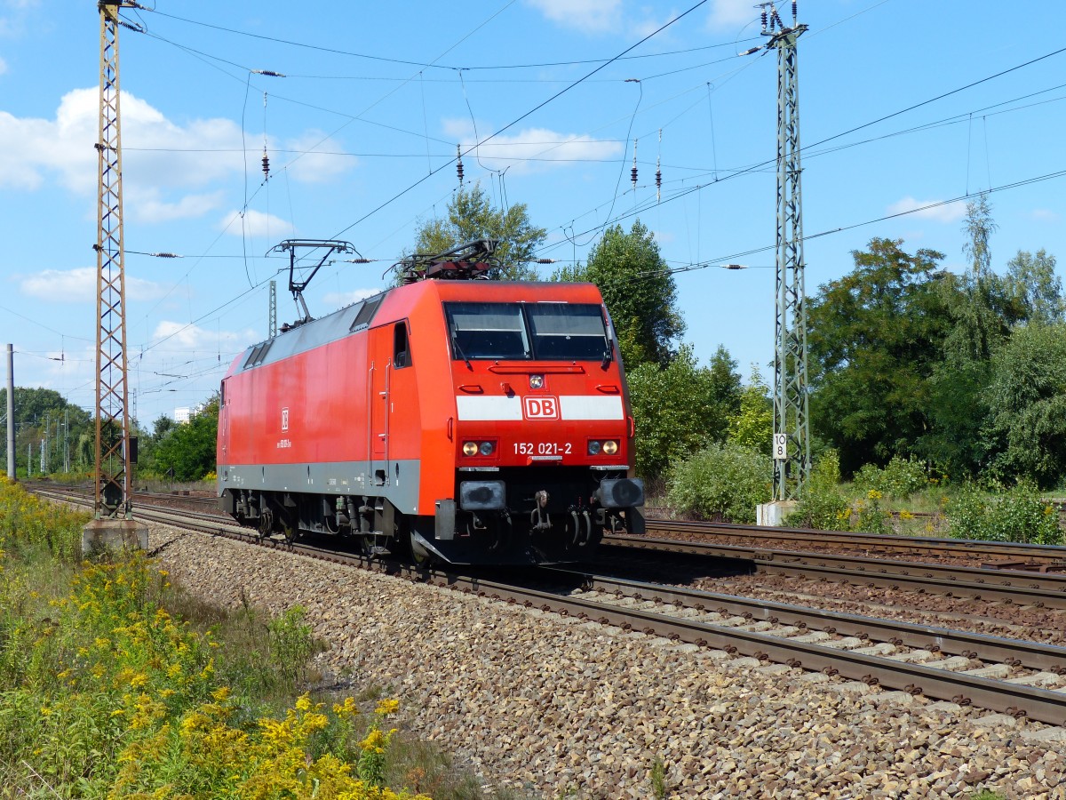 152 021 fährt am 28.08.2014 durch Leipzig-Thekla.