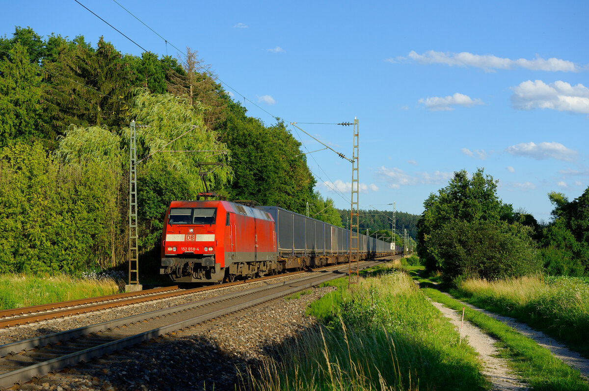 152 058 DB Cargo mit KT 50020 (Landshut Hbf - Hannover Linden) bei Postbauer-Heng, 09.07.2020
