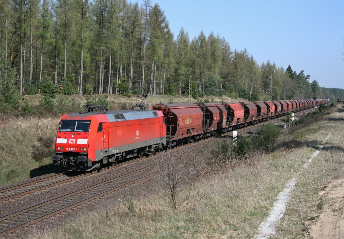 152 060 mit GC 61249 (Hamburg Hohe Schaar–Bebra Rbf) am 15.04.2015 zwischen Unterl und Eschede