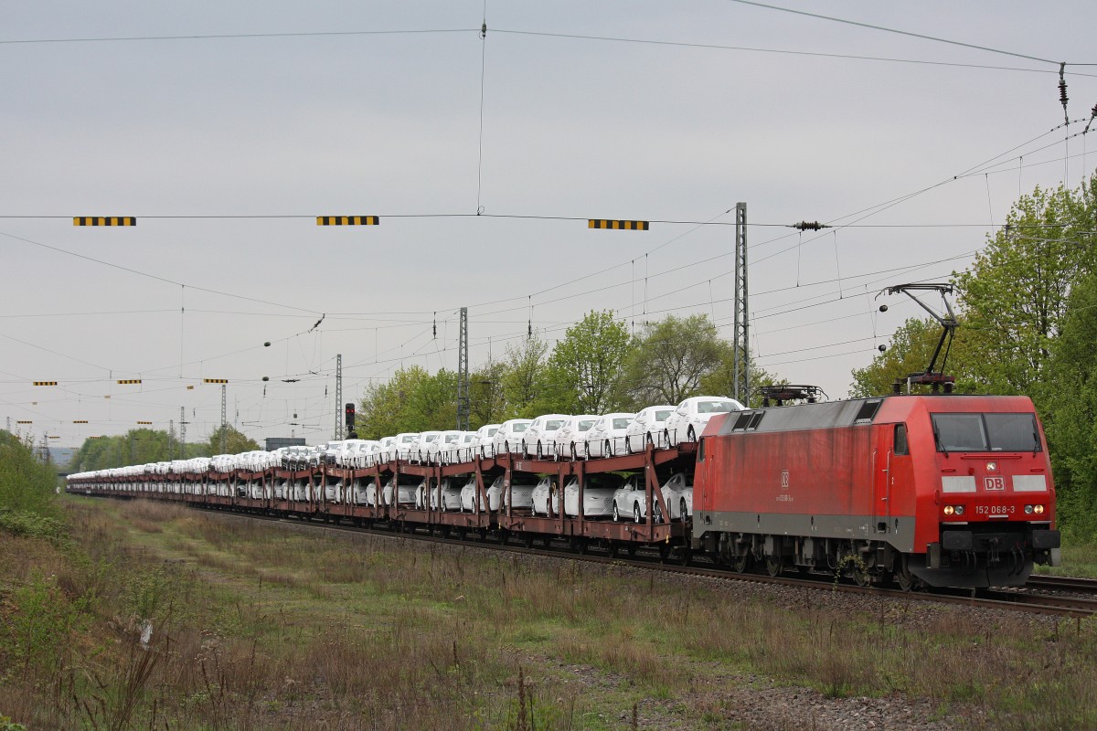 152 068 zog am 1.5.13 einen Audizug durch Menden.