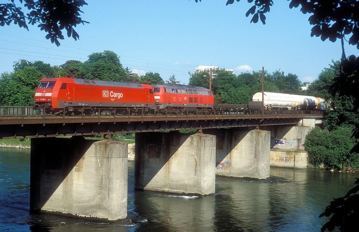152 069 + 215 032  Ulm alte Donaubrücke  29.06.01