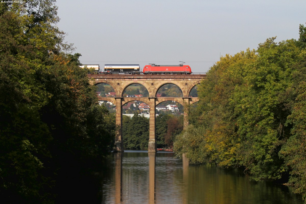 152 080-8 ? mit einem Kesselwagenzug bei Bietigheim 12.10.15
