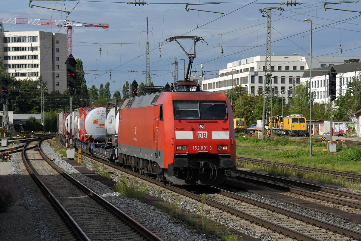 152 081 am 23.08.20 in München Ost
