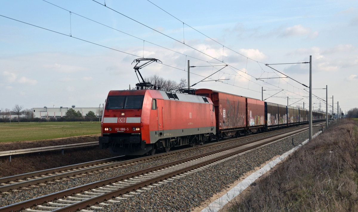 152 086 führte am 20.02.19 einen Autologistik-Zug durch Rodleben Richtung Magdeburg.