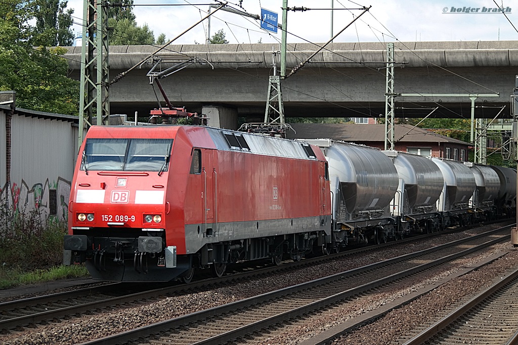 152 089-9 zog am 26.09.13 einen silozug durch hh-harburg