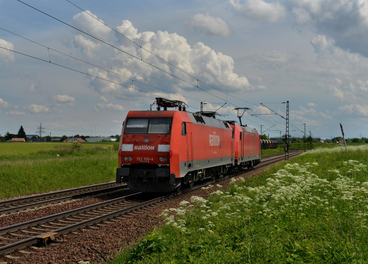 152 100 + 185 317 am 21.05.2013 bei Plattling.