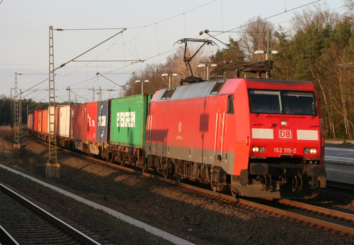 152 115 mit KT 50265 (Maschen Rbf–M�nchen-Riem) am 12.04.2015 in Unterl��