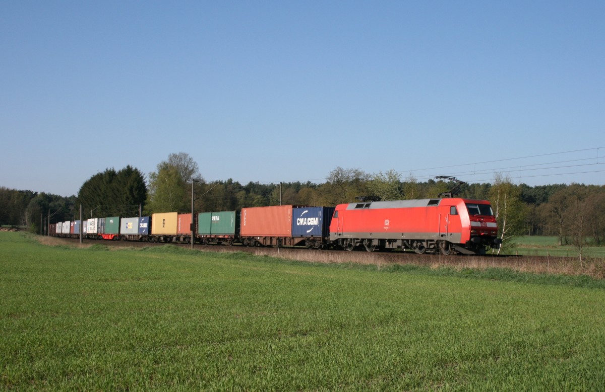 152 125 mit IKE 50052 (Nrnberg–Maschen) am 18.04.2009 zwischen Jesteburg und Maschen