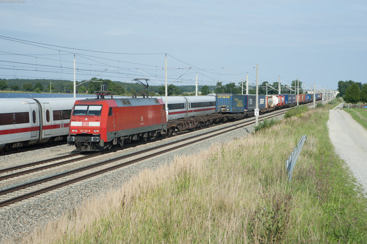 152 141-8 mit einem KLV-Zug bei Hattenhofen Richtung Augsburg, 22.08.2017