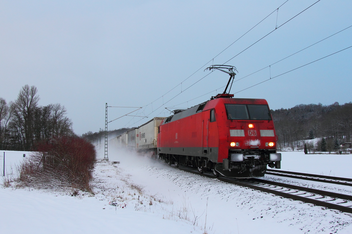 152 159-9 DB Cargo bei Oberlangenstadt am 15.01.2017.