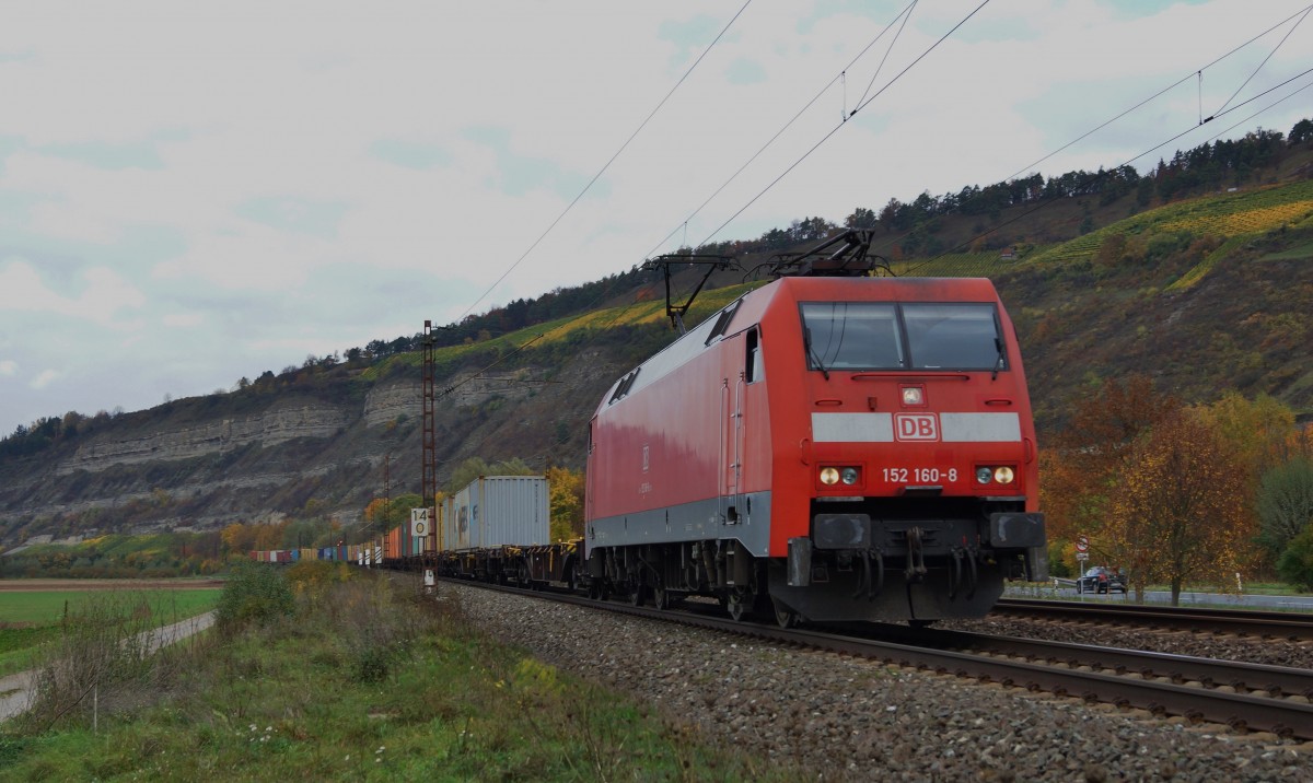 152 160-8 am 24.10.13 mit einen Containerzug Richtung S�den.
