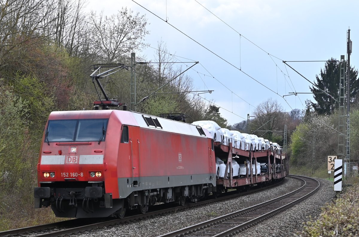 152 160-8  am Donnertag den 15.4.2021  in Neckargerach  gen Heidelberg fahrend. 