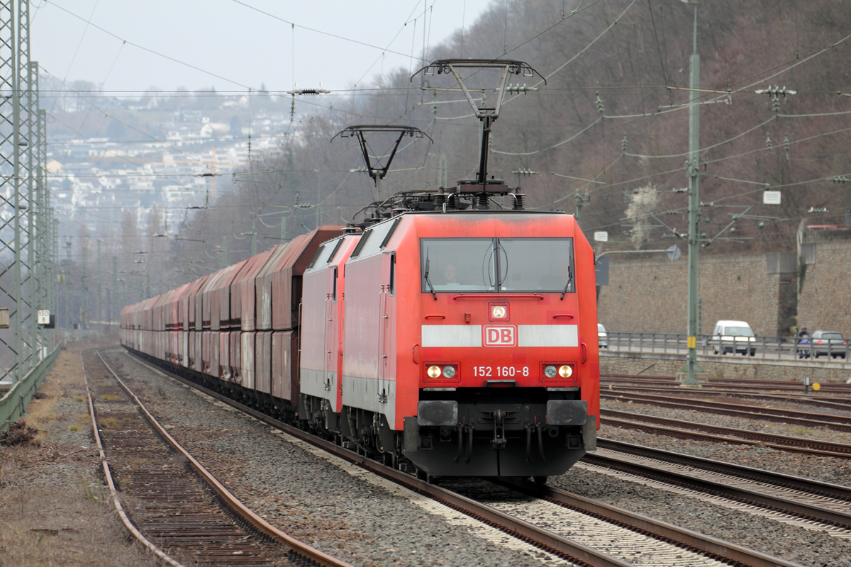 152 160-8 mit einer weiteren 152er durchfahren Koblenz-Ehrenbreitstein 12.3.2016