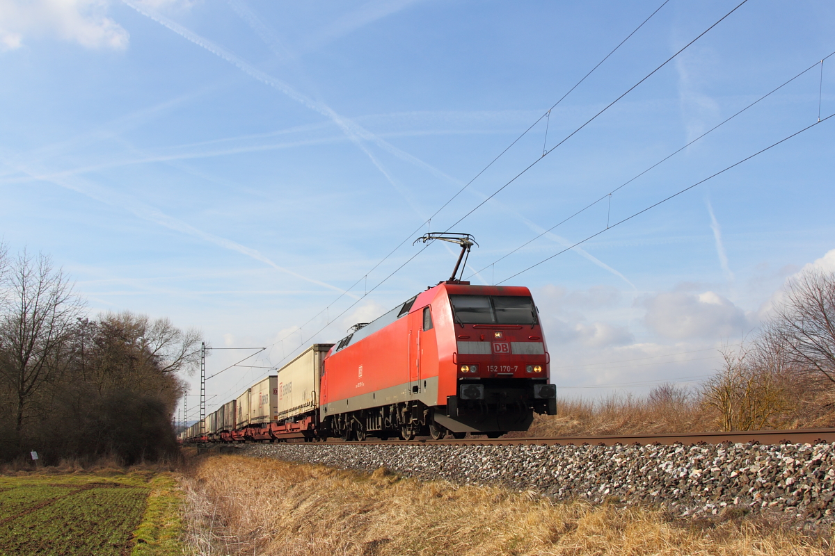 152 170-7 DB Cargo bei Trieb am 25.02.2017.