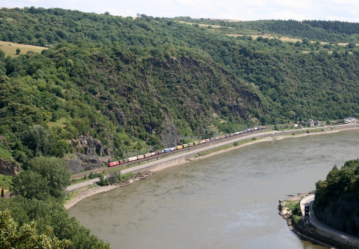 152 xxx mit TEC 43254 (Verona–Kln Eifeltor) am 09.07.2011 zwischen Loreley und St. Goarshausen