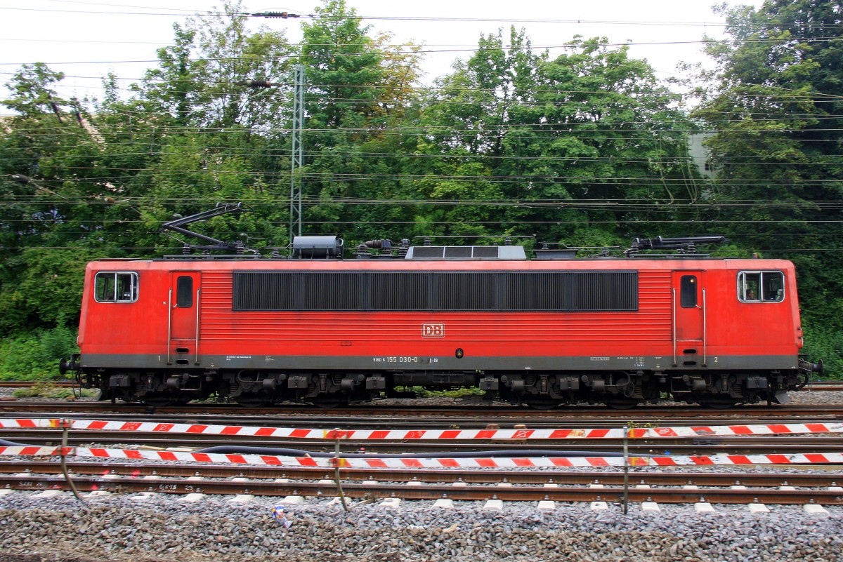 155 030-0 DB rangiert in Aachen-West bei Sonne und Wolken am 15.9.2013.