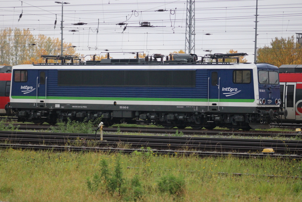 155 045-9 IntEgro/Press stand am Vormittag des 31.10.2023 im Rostocker Hbf