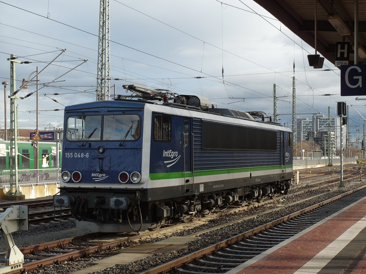 155 048 IntEgro pausiert in Dresden,Hbf; 15.12.2019
