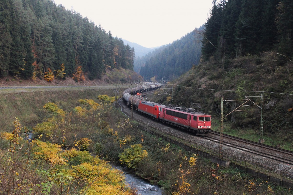 155 081 und 152 096 xxx zu sehen am 02.11.14 in Lauenstein.