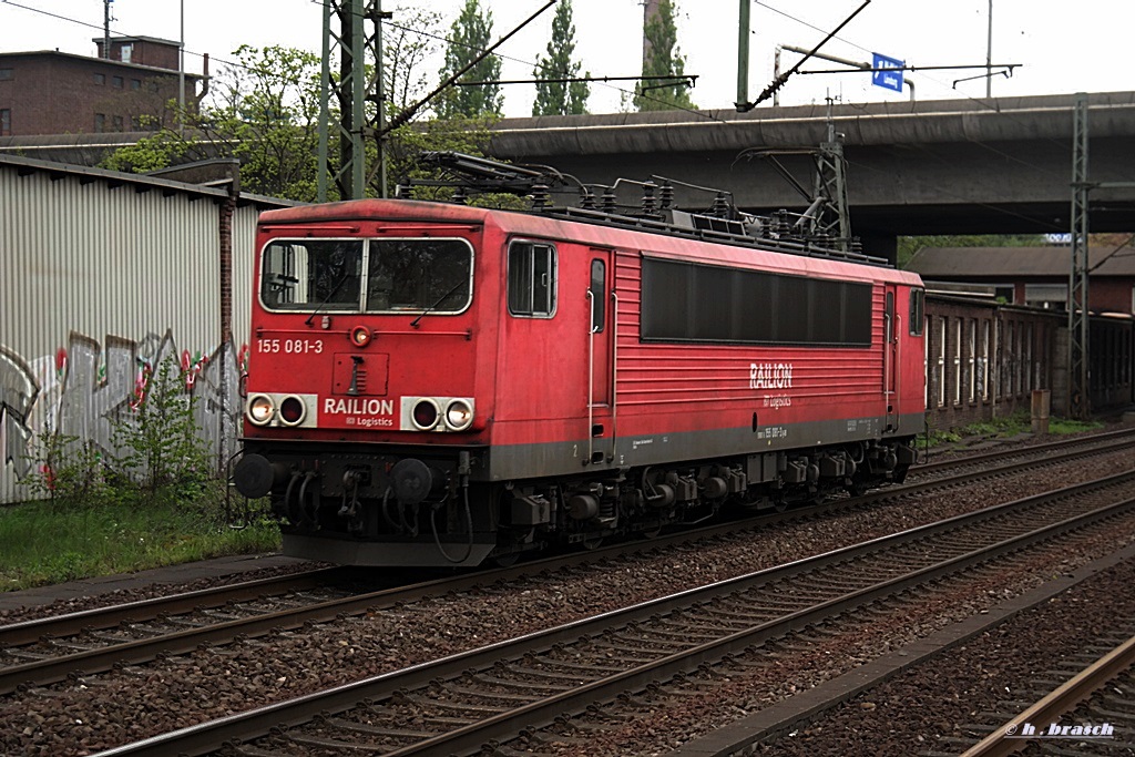 155 081-3 fuhr am 24.04.14 solo durch hh-harburg