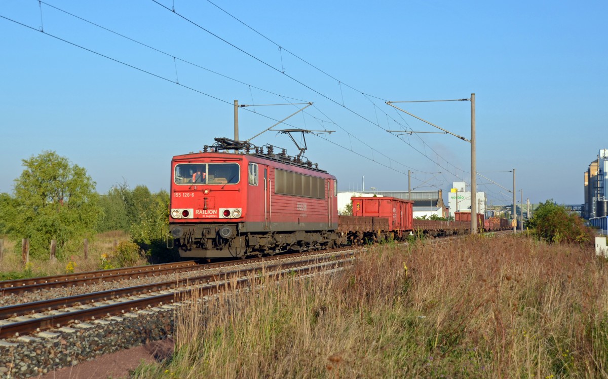 155 126 zog am 01.10.13 einen gemischten G�terzug durch Greppin Richtung Bitterfeld.
