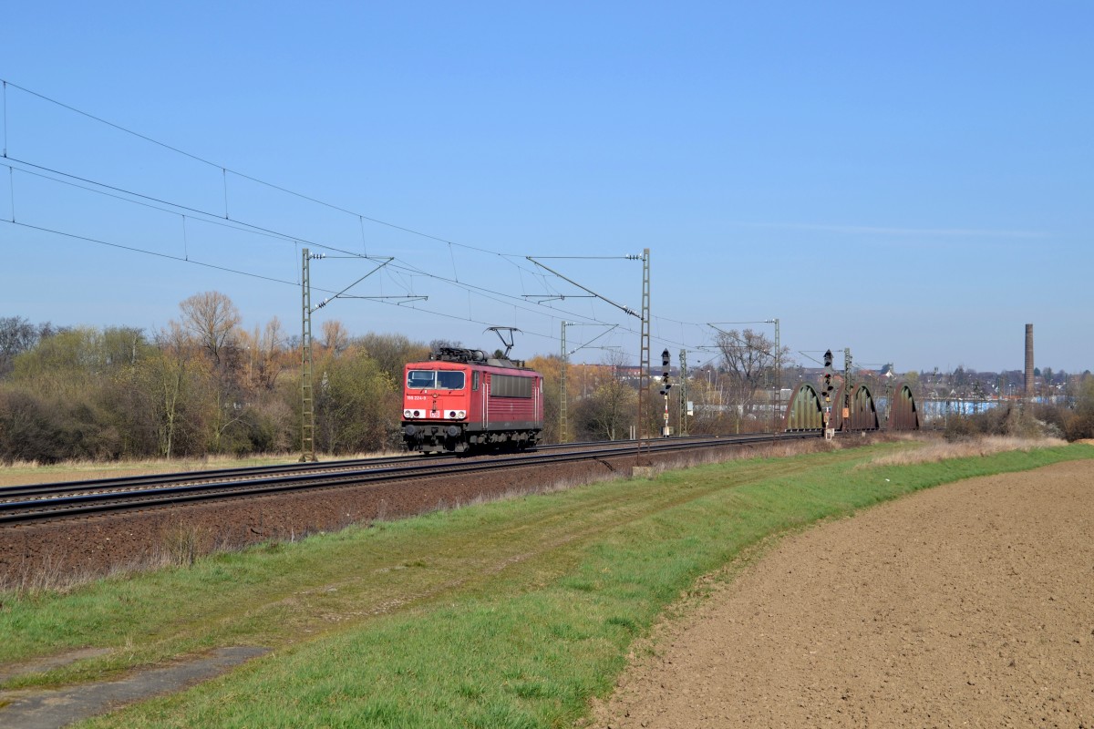 155 224-9 als T am 13.03.2014 kurz hinter Elze(Han).