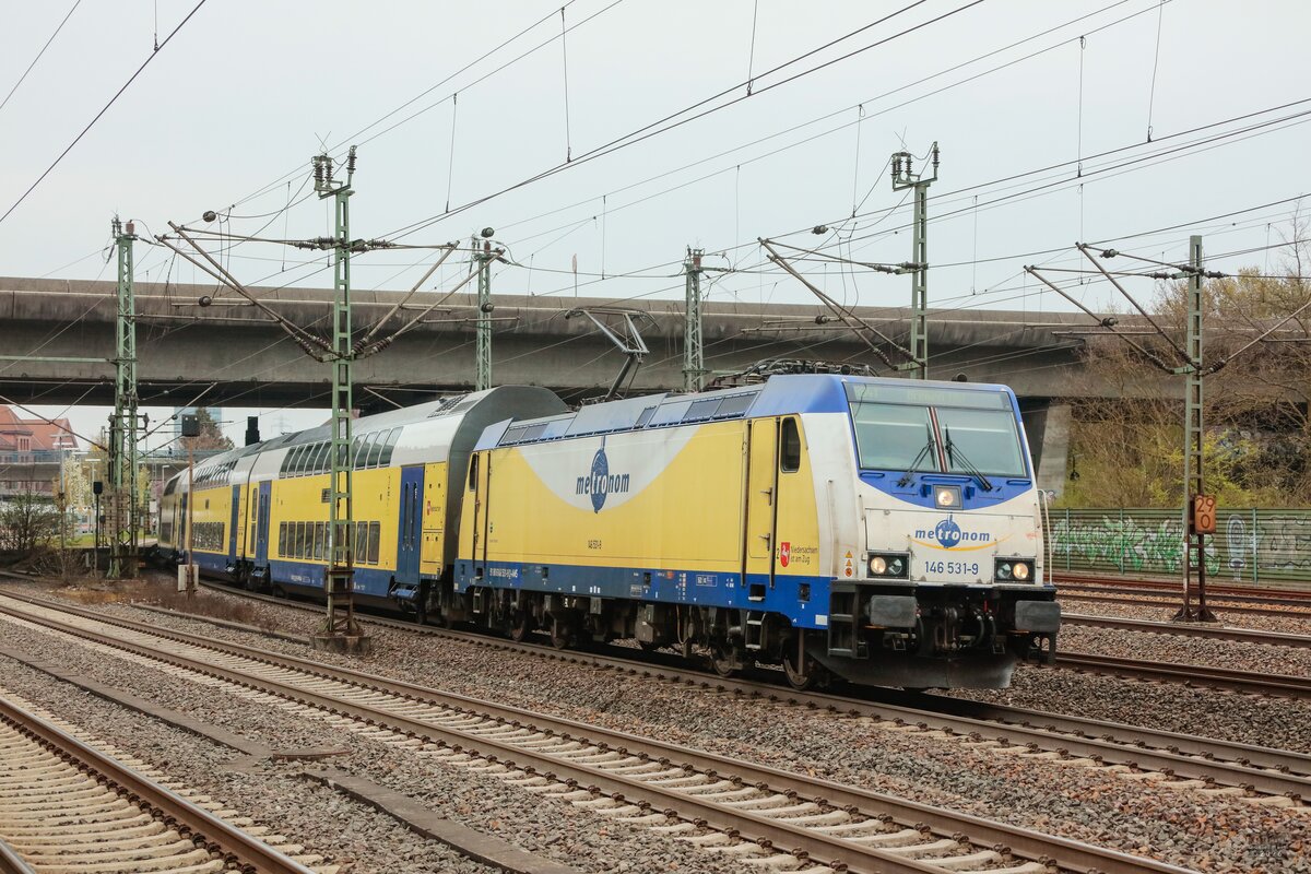 156 531-9 metronom in Hamburg Harburg, April 2026.