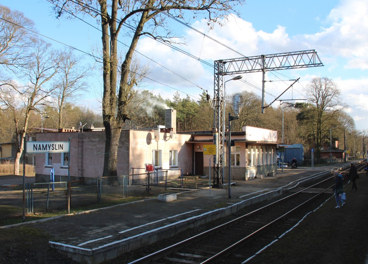 16.2.2014 Namyślin / Neumühl/i.d.Neumark. Empfangsgebäude