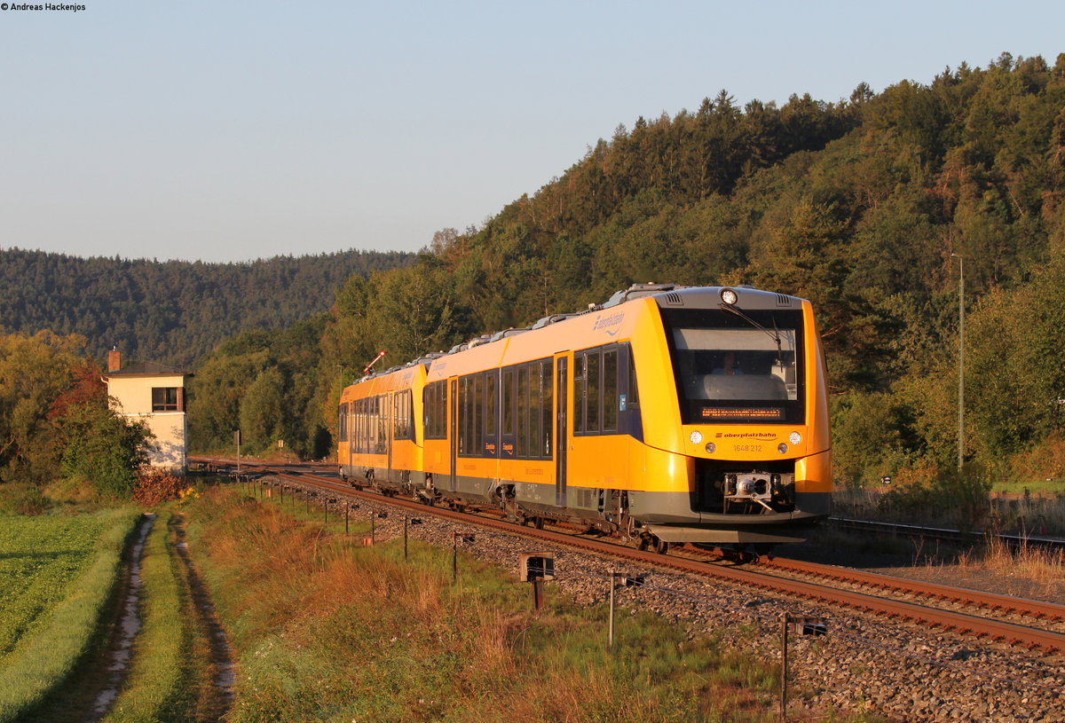 1648 212 und 1648 204 als OPB 79710/OPB 79708 (Regensburg Hbf-Markredwitz/Neustadt(Waldnaab)) in Nabburg 3.9.19