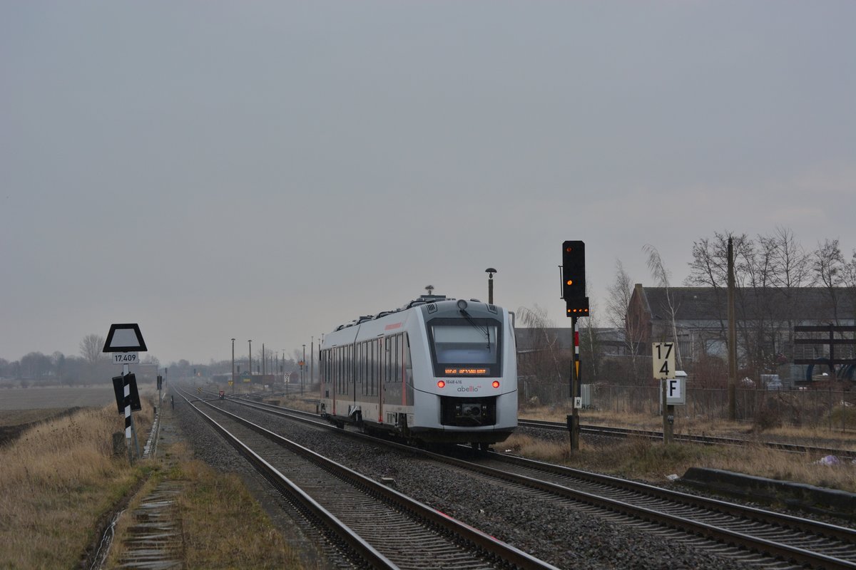 1648 416 fährt in Bernburg-Friedenshall aus und erreicht in Kürze den nächsten Halt Baalberge.

Bernburg 01.03.2019