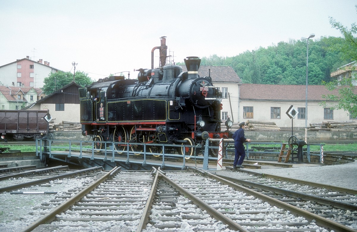  17 006  Nove Mesto  03.05.89