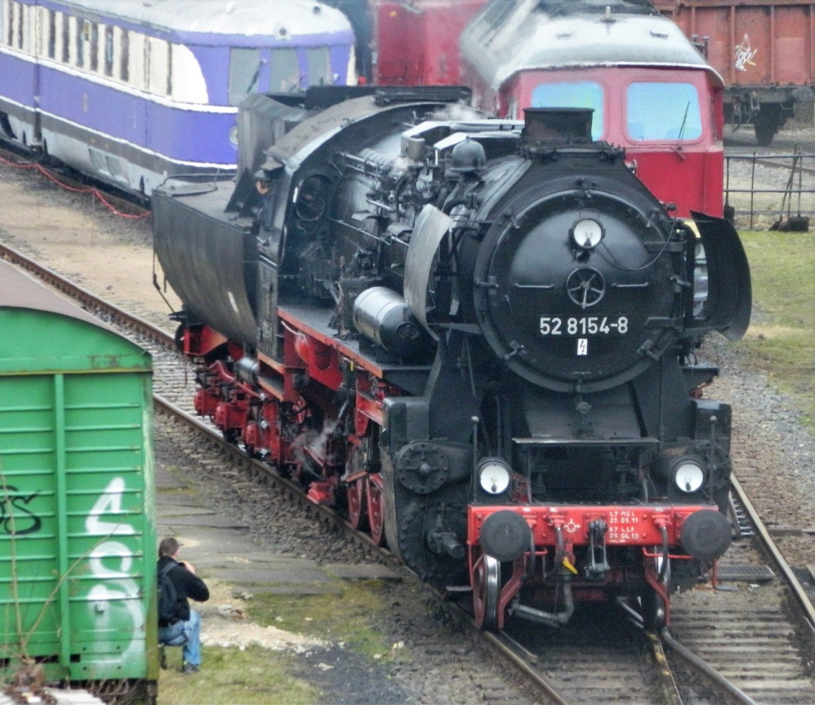 17. Leipziger Eisenbahntage - am 19.03.2016 lud die 52 8154 wieder zu Führerstandsmitfahrten ein.